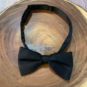 Vintage | Black Silk Adjustable Formal Bowtie